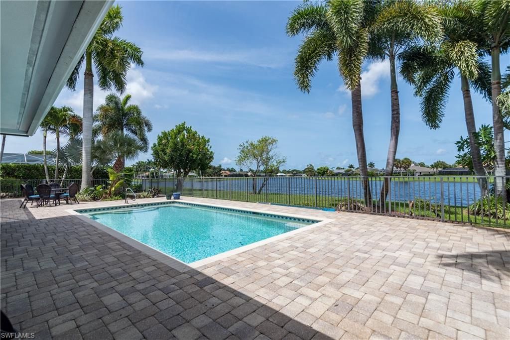 2500 Kings Lake Blvd , Naples, FL 34112 Photo