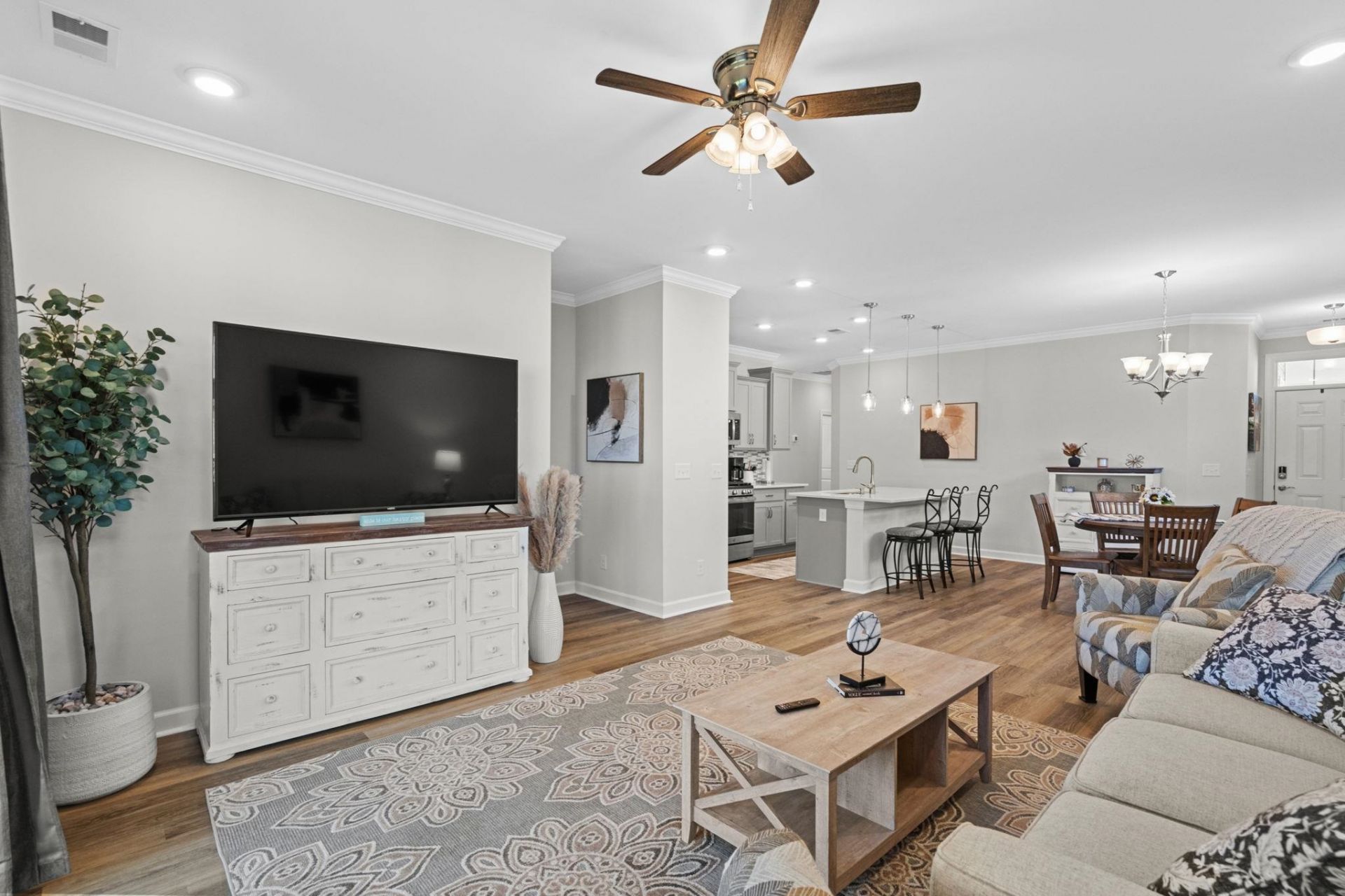 1215 Ocean Mist Dr. Photo 6