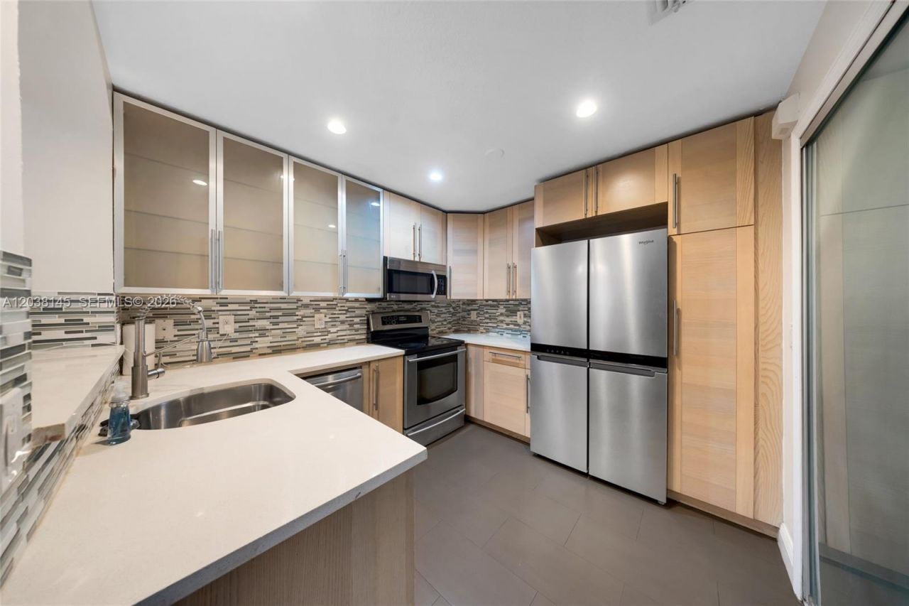 11411 NW 60th St , Unit 283, Doral, FL 33178 Photo