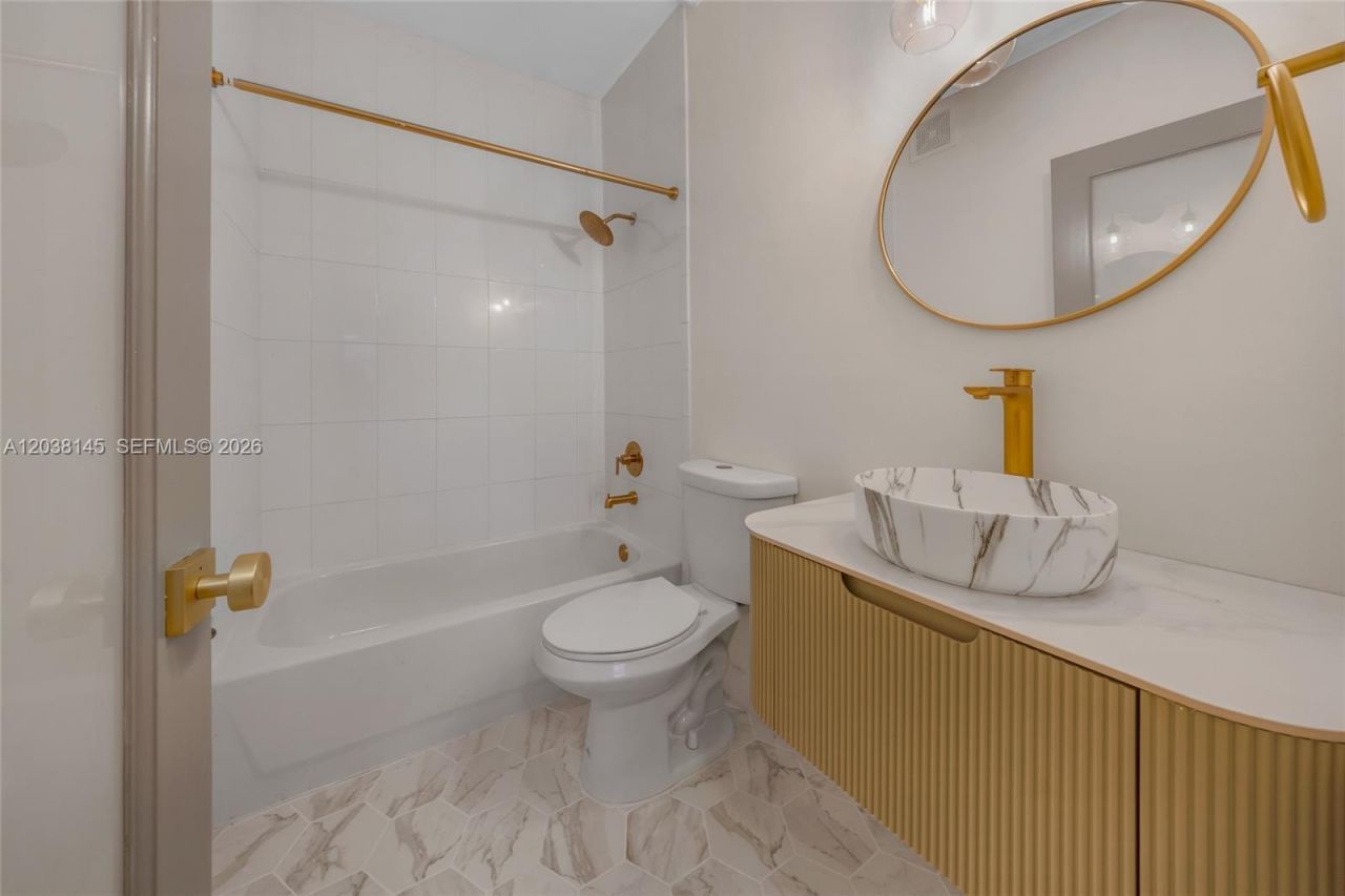 11411 NW 60th St , Unit 283, Doral, FL 33178 Photo