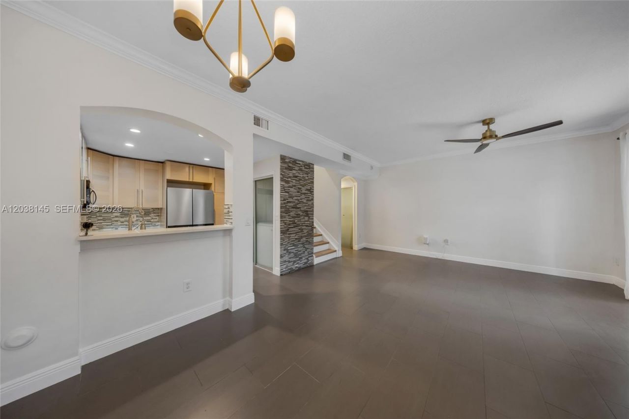 11411 NW 60th St , Unit 283, Doral, FL 33178 Photo
