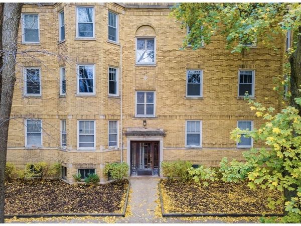 3703 N Hoyne Avenue , Unit 3, Chicago, IL 60618