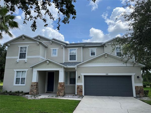 101 HAGGE DRIVE , DAYTONA BEACH, FL 32124