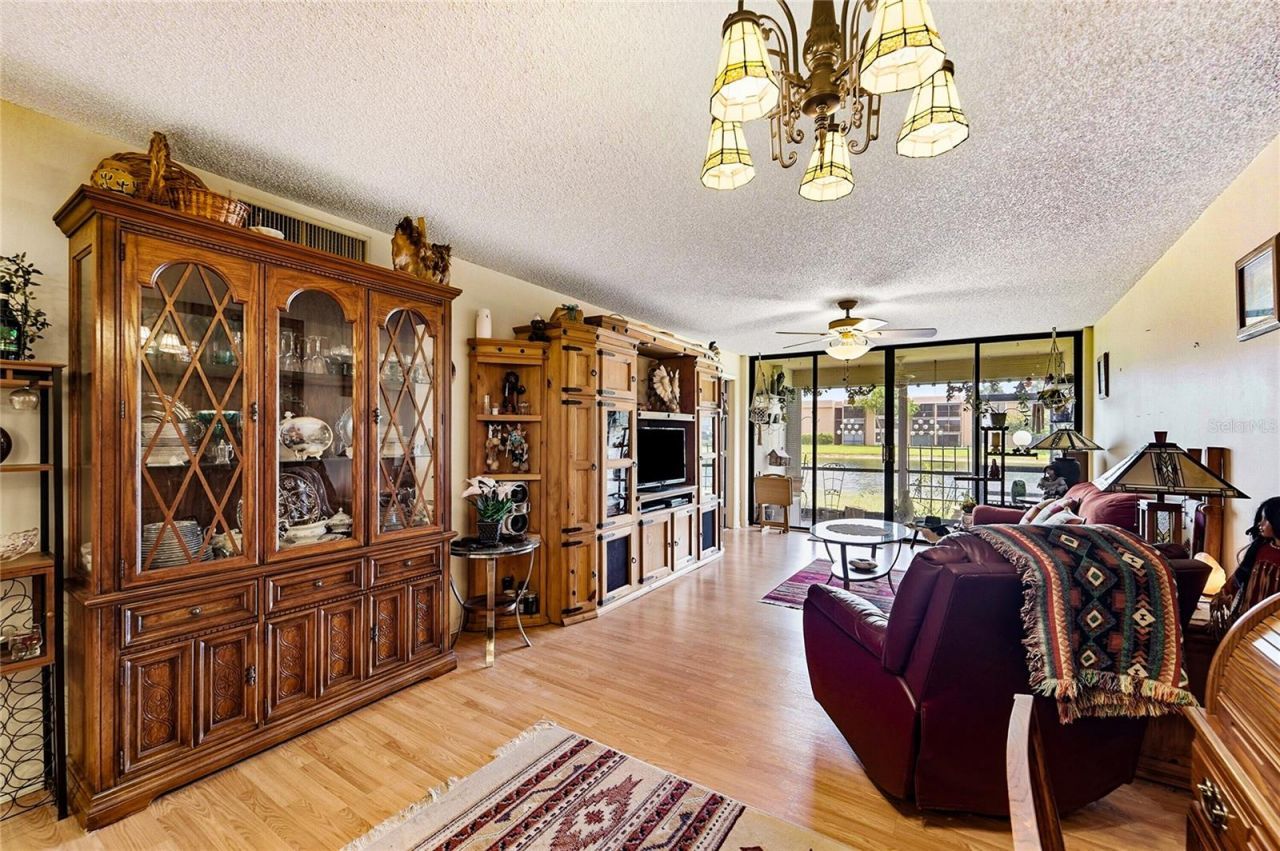 5605 Coral Lake Drive , Unit 105, Margate, FL 33063 Photo