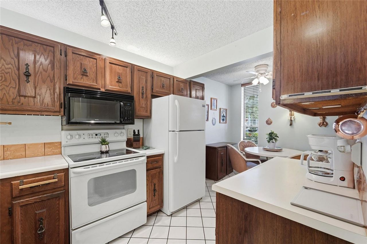 5605 Coral Lake Drive , Unit 105, Margate, FL 33063 Photo