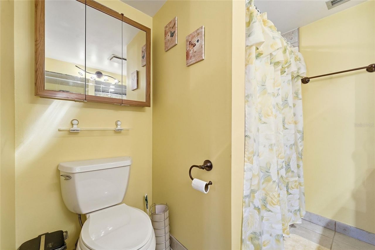 5605 Coral Lake Drive , Unit 105, Margate, FL 33063 Photo