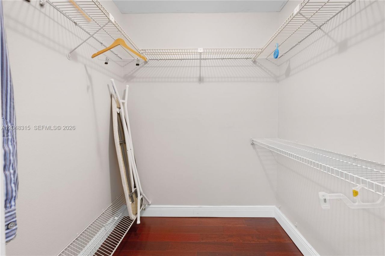 6423 Collins Ave, Unit 703, Miami Beach, FL 33141 Photo