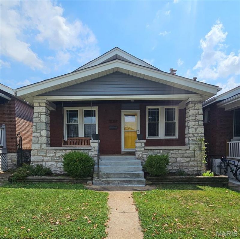 5418 Devonshire Avenue, Saint Louis, MO 63109 Main Photo