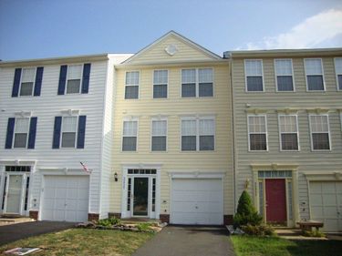 35935 CLOVER TERRACE, ROUND HILL, VA 20141