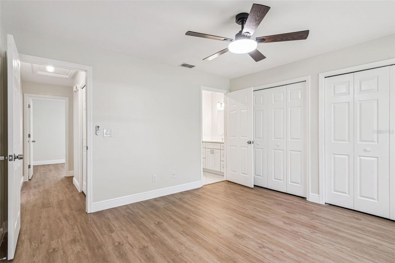 12441 Orangewood Circle, Tavares, FL 32778 Photo