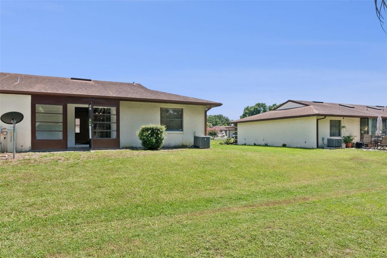 12441 Orangewood Circle, Tavares, FL 32778 Photo