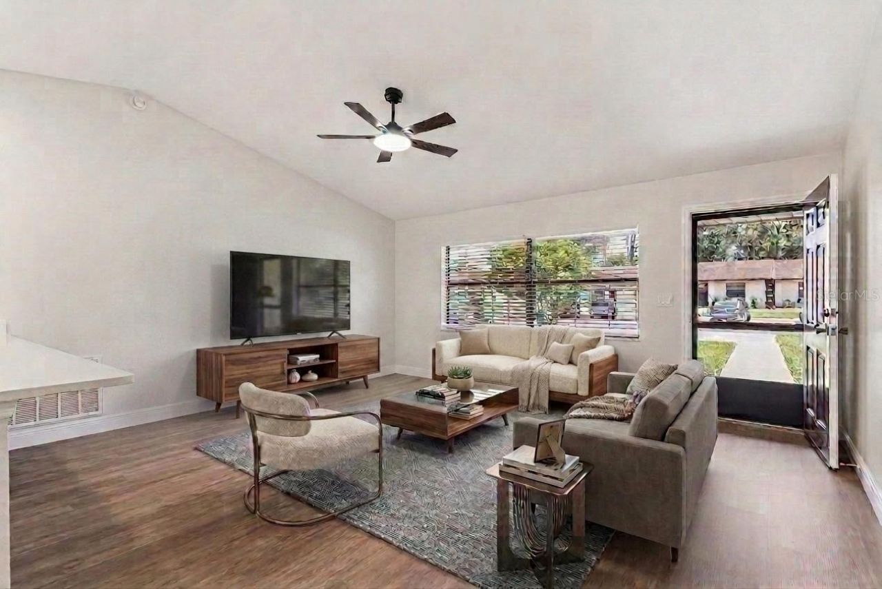 12441 Orangewood Circle, Tavares, FL 32778 Photo