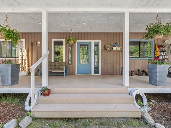 421 N Pickett Rd, Ione, WA 99139