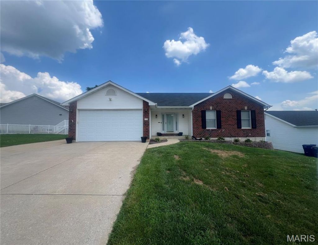 224 Carrington Boulevard, Troy, MO 63379 Main Photo