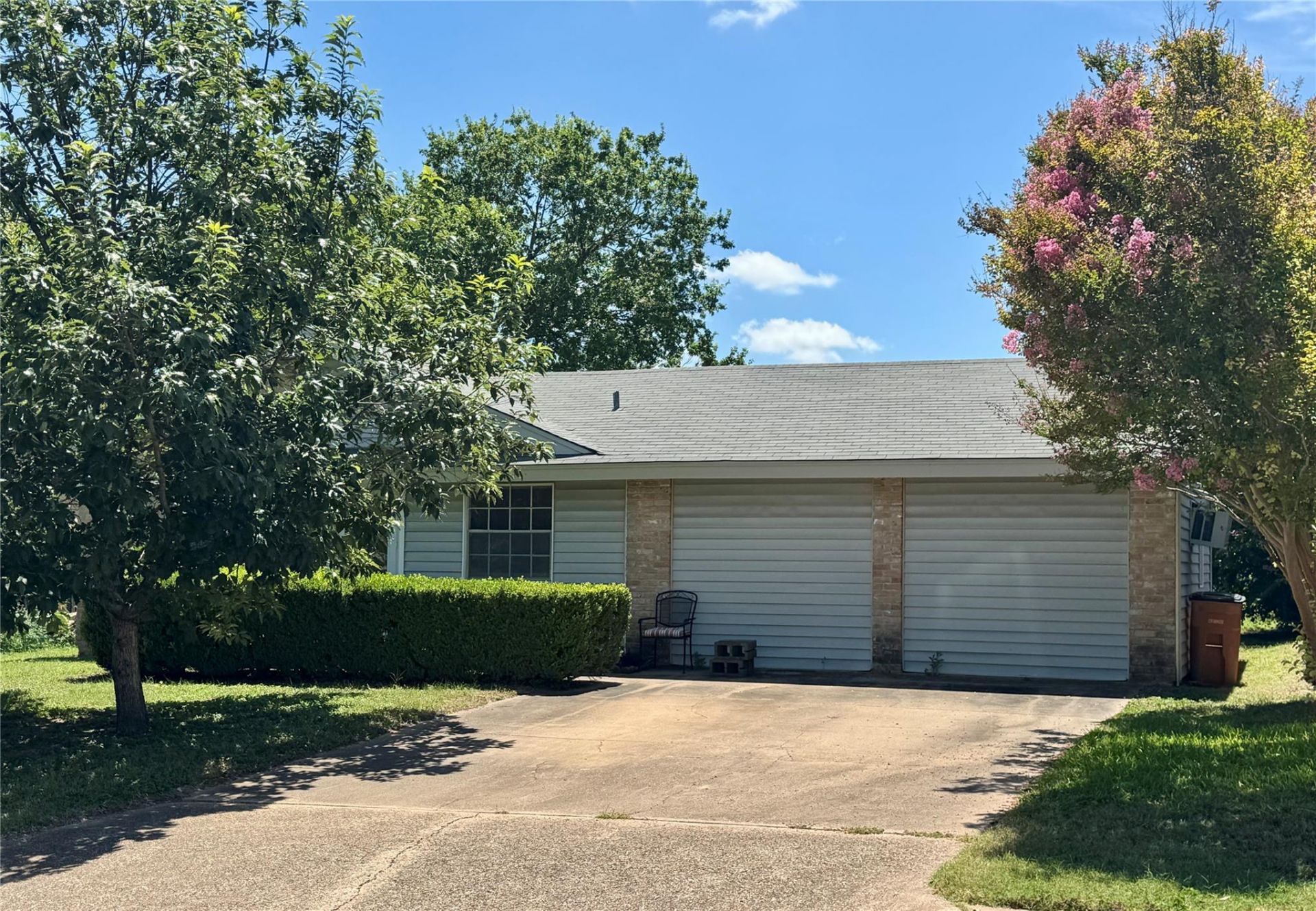 5813 Cedardale Dr, Austin, TX 78745 Main Photo