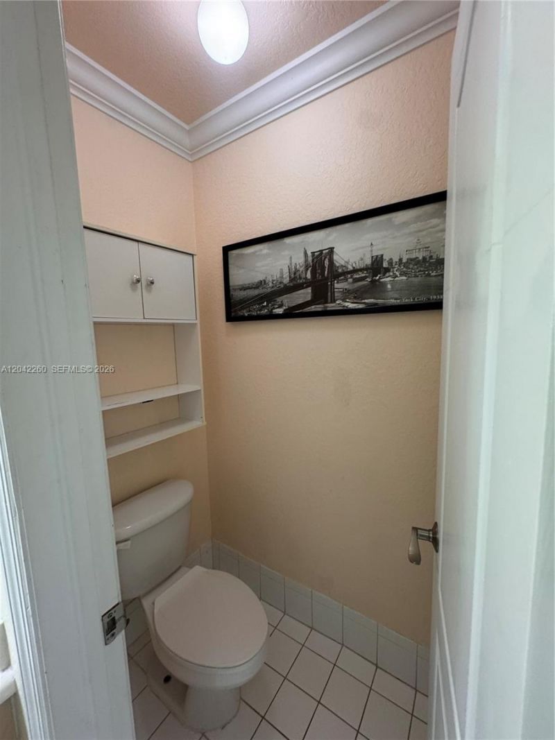 8810 W Flagler St , Unit 11, Miami, FL 33174 Photo