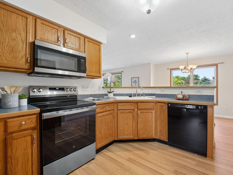 253 Tar Heel Drive, Delaware, OH 43015 Photo 16