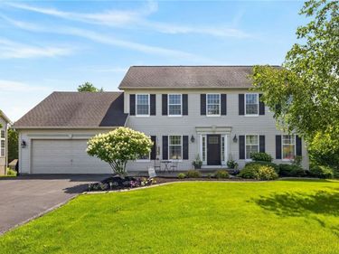 12 Shady Pine Lane, Rochester, NY 14612