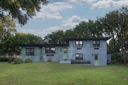 2851 Ion Avenue photo 4