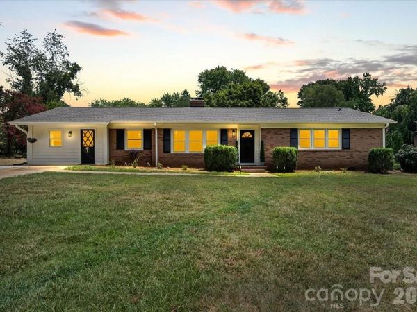 1614 Kenmore Drive , Statesville, NC 28625