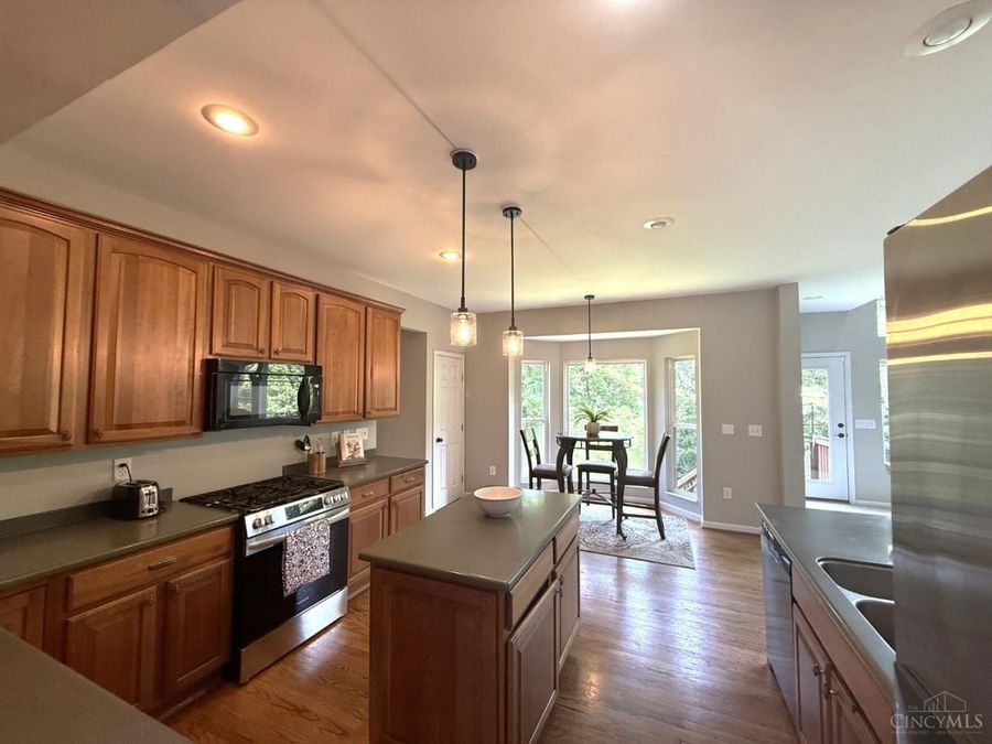 Property Image 8