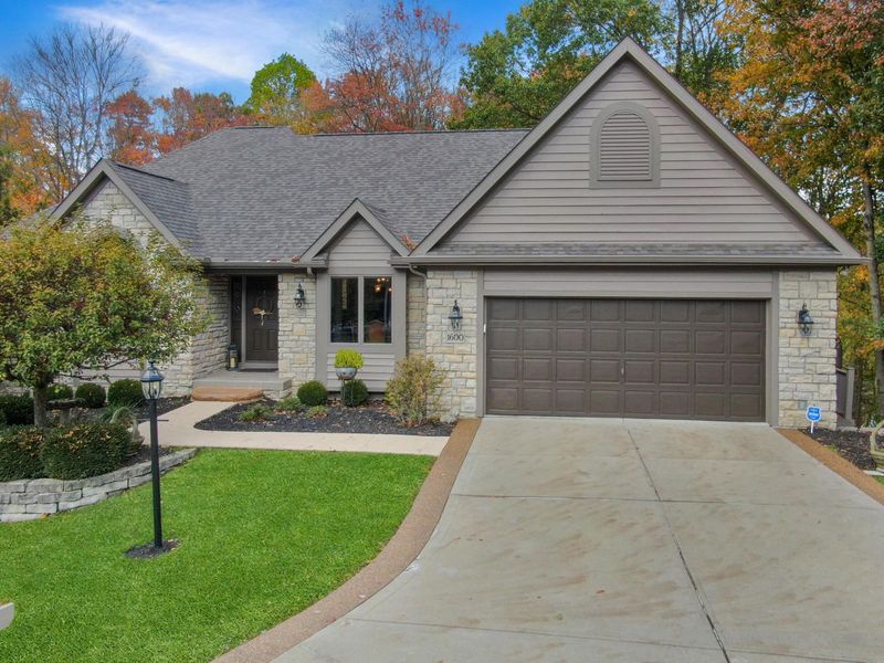 1600 Woodridge Drive, Newark, OH 43055 Photo 1