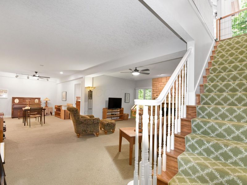 1600 Woodridge Drive, Newark, OH 43055 Photo 28