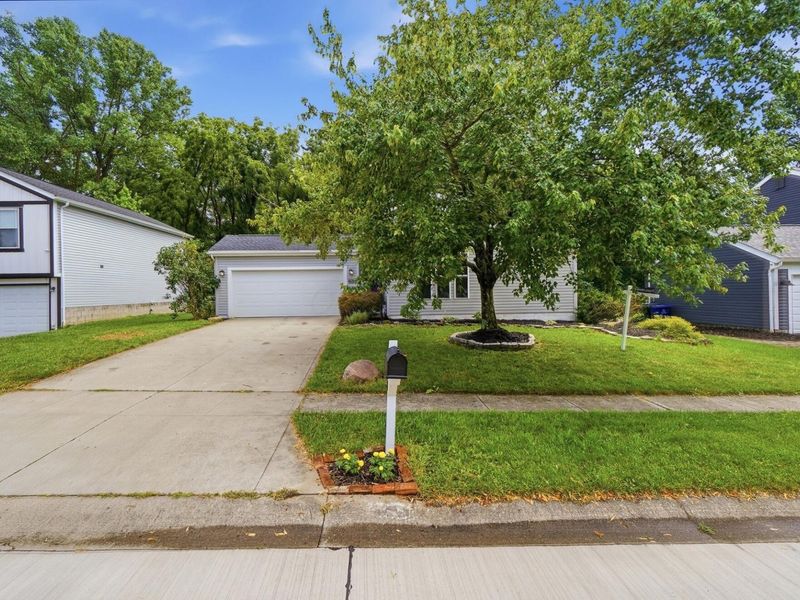 3751 Peak Ridge Drive , Columbus, OH 43230 Photo 3