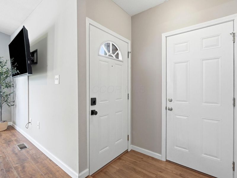 3751 Peak Ridge Drive , Columbus, OH 43230 Photo 4