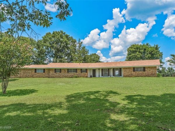 1241 Country Club Circle, Minden, LA 71055