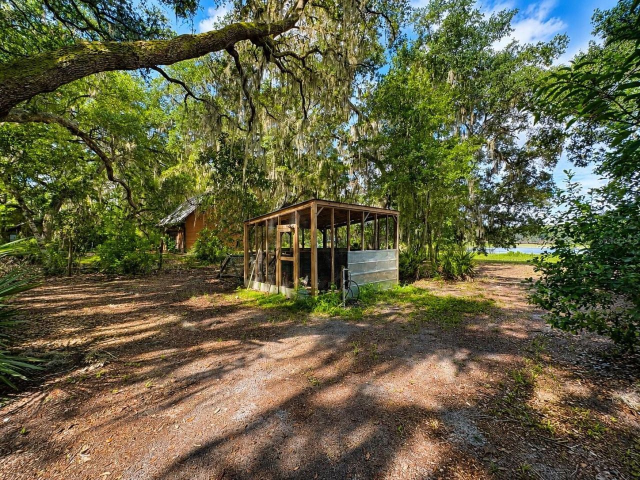 16758 SE 181st Terrace , Weirsdale, FL 32195 Photo