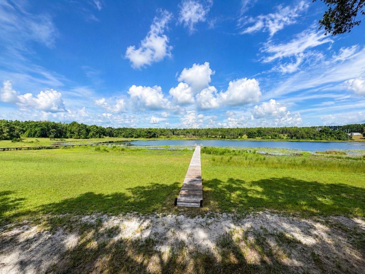 16758 SE 181st Terrace , Weirsdale, FL 32195 Photo