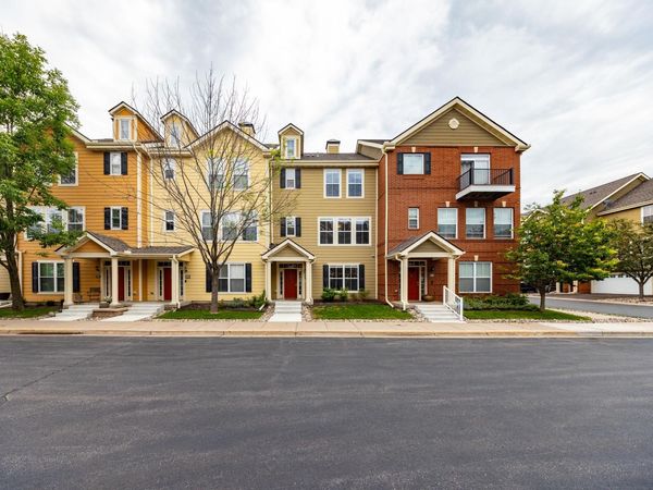 10254 Bleeker Street , Woodbury, MN 55129