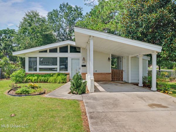 300 41st Street, Gulfport, MS 39507