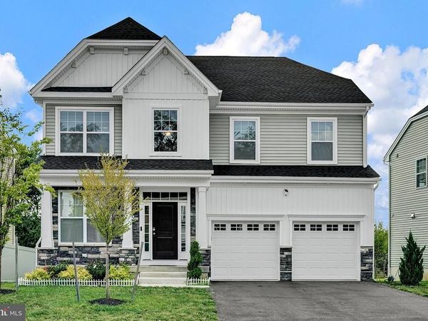 26 MISTY MEADOW LANE, HAMILTON, NJ 08619