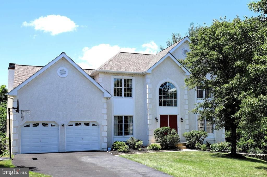 1410 MERLIN CIRCLE , AUDUBON, PA 19403