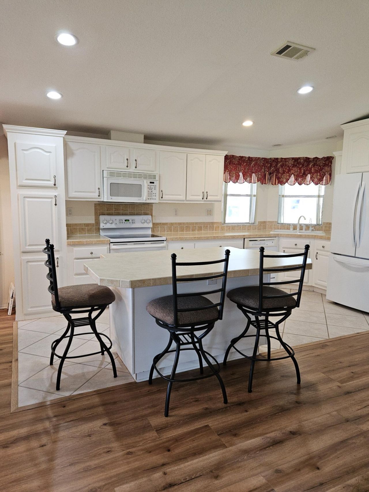 3229 Scarlet Tanager Court, Port Saint Lucie, FL 34952 Photo