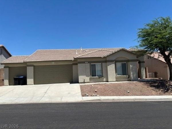 2886 Shimmering Bay Street , Laughlin, NV 89029