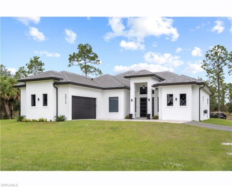 2313 6th Ave Se, Naples, FL 34117 Photo