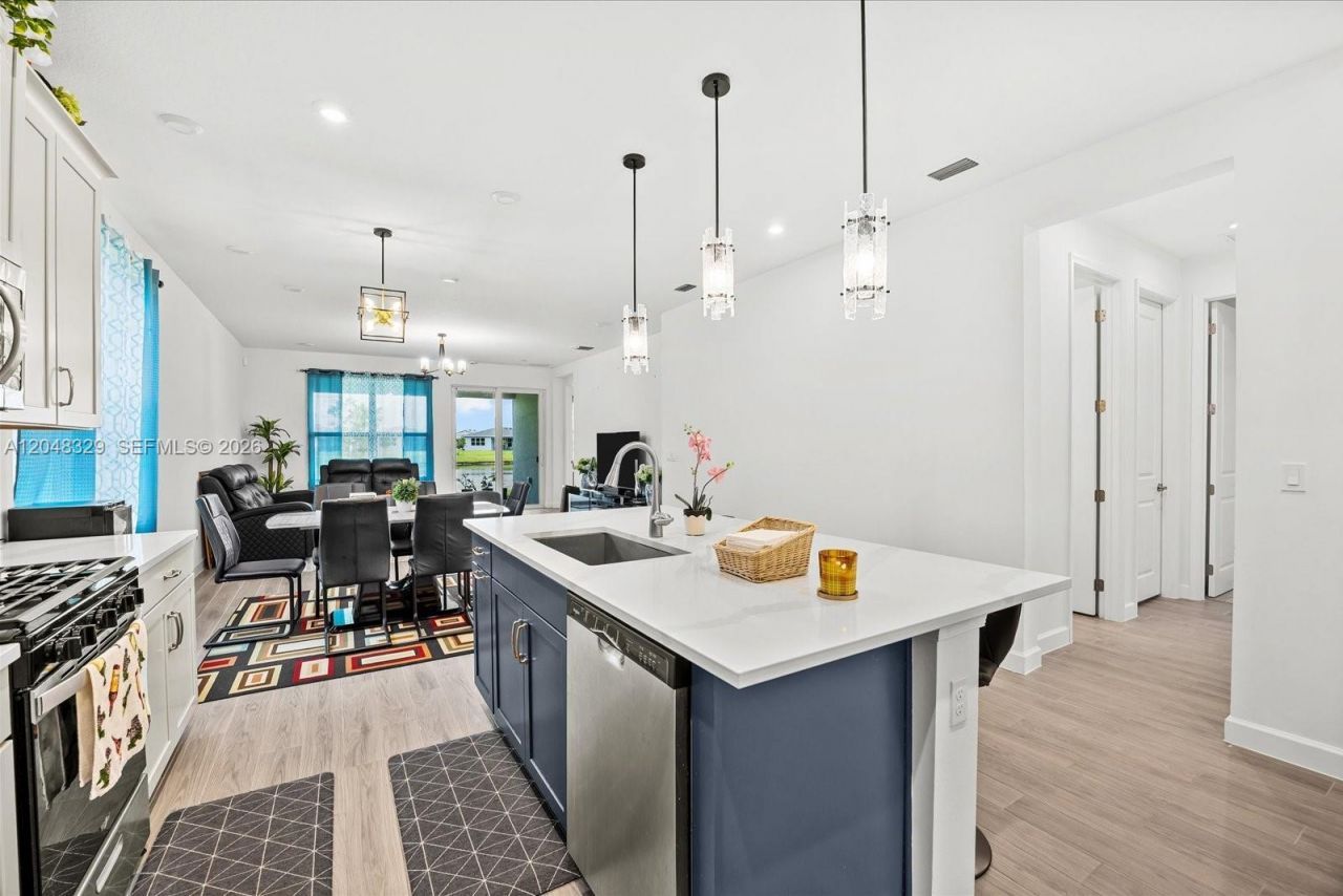 8996 SW Remy Ln, Port Saint Lucie, FL 34987 Photo