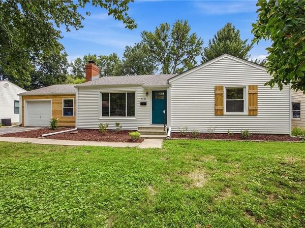 4121 W 54th Street, Roeland Park, KS 66205