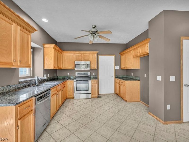 4874 Gateway Drive, Medina, OH 44256 Photo 13