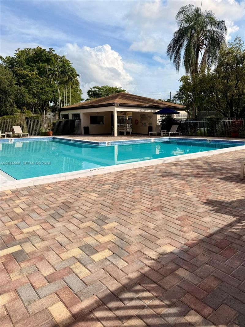 8646 SW 94th St, Miami, FL 33156 Photo