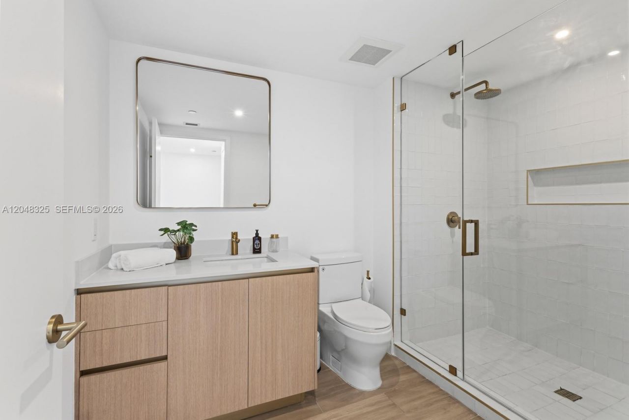 90 NE 32nd , Unit 1018, Miami, FL 33137 Photo