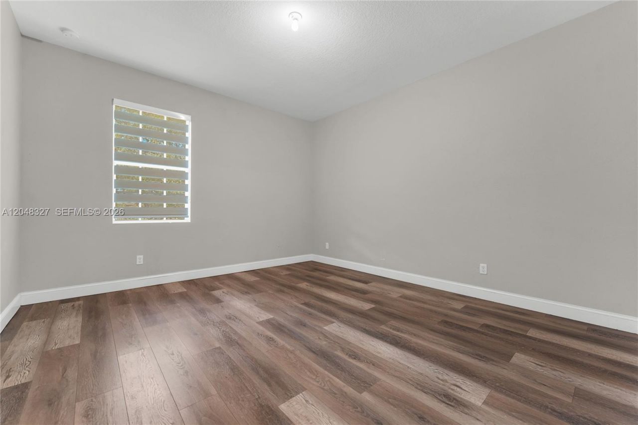 4040 NW 11th St, Lauderhill, FL 33313 Photo