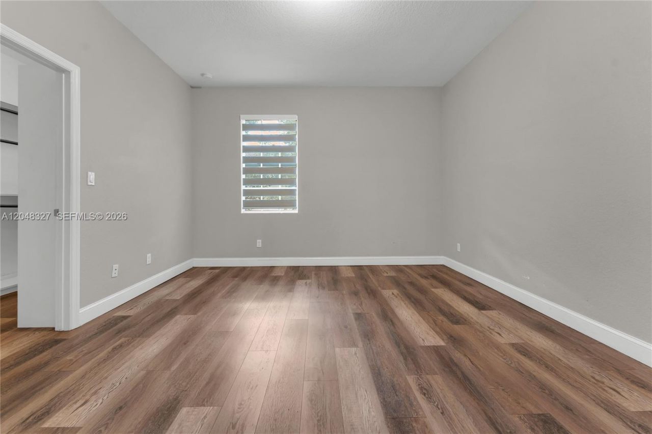 4040 NW 11th St, Lauderhill, FL 33313 Photo