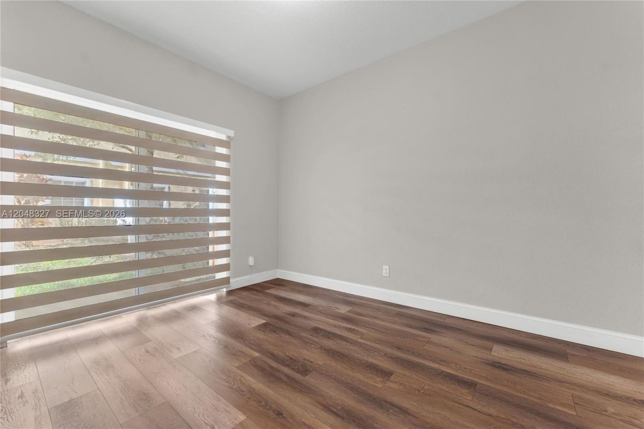 4040 NW 11th St, Lauderhill, FL 33313 Photo