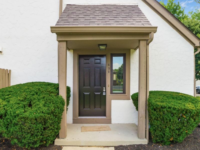 432 Edinburgh Road, Dublin, OH 43017 Photo 2