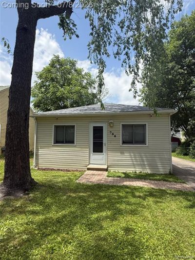 756 Cedarlawn Road, Waterford Township, MI 48328 Main Photo