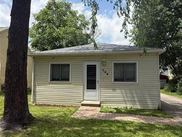756 Cedarlawn Road, Waterford Twp, MI 48328